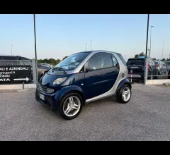 Auto - Smart fortwo 700cc coupÃ© grandstyle