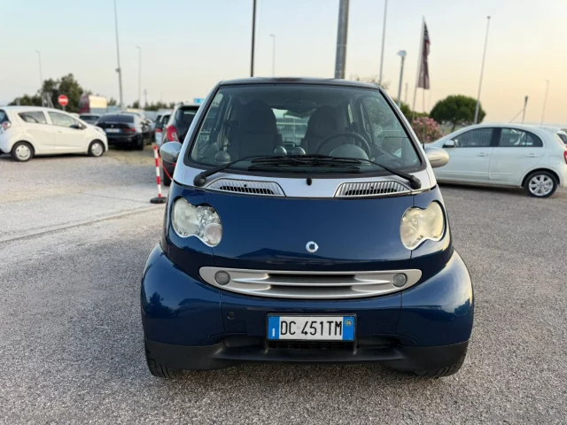 Auto - Smart fortwo 700cc coupÃ© grandstyle