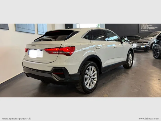 Auto - Audi q3 spb 35 tdi quattro s tr. bus. plus