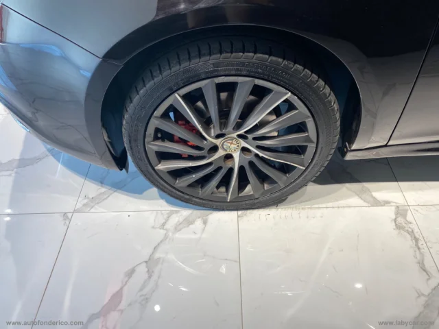 Auto - Alfa romeo giulietta 2.0 jtdm-2 170 cv distinctive
