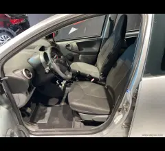 Auto - Toyota aygo 1.0 vvt-i 5p. sol