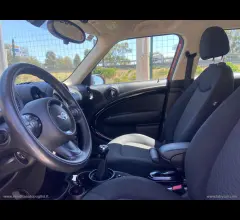 Auto - Mini mini cooper d business countryman
