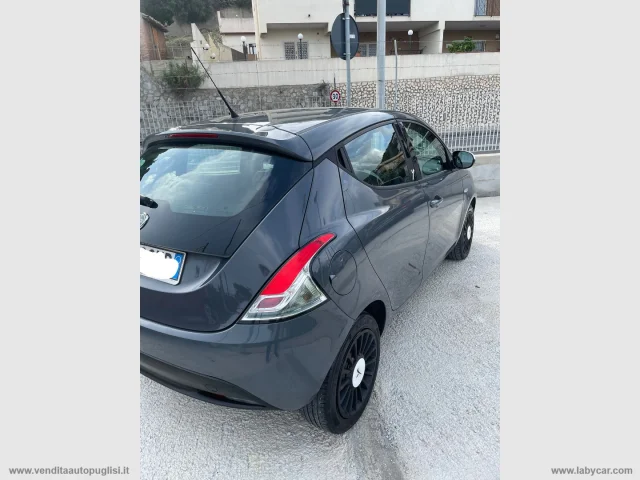 Auto - Lancia ypsilon 1.2 69 cv 5p. platinum