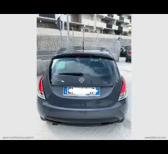 Auto - Lancia ypsilon 1.2 69 cv 5p. platinum