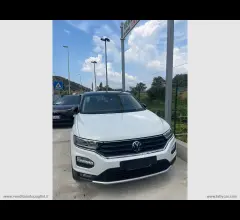 Auto - Volkswagen t-roc 1.0 tsi business bmt