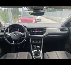 Auto - Volkswagen t-roc 1.0 tsi business bmt
