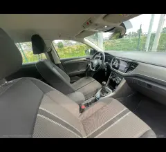 Auto - Volkswagen t-roc 1.0 tsi business bmt