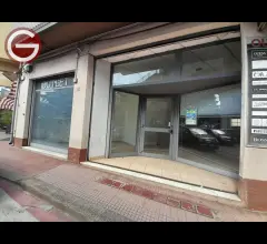 Locale commerciale in affitto a polistena centrale