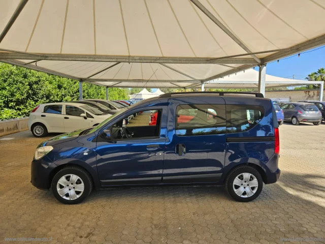 Auto - Dacia dokker 1.5 dci 8v 75 cv s&s laurÃ©ate