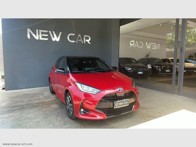 Auto - Toyota yaris 1.5 hybrid 5p. active