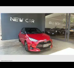 Auto - Toyota yaris 1.5 hybrid 5p. active