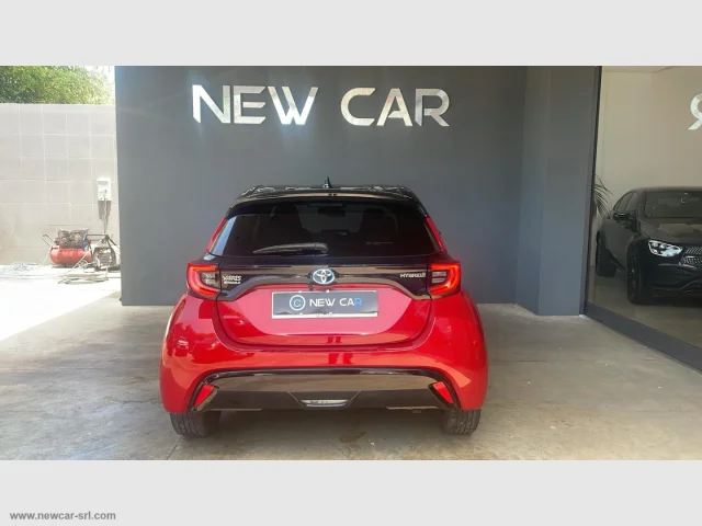 Auto - Toyota yaris 1.5 hybrid 5p. active