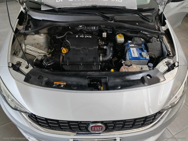 Auto - Fiat tipo 1.4 4p. lounge