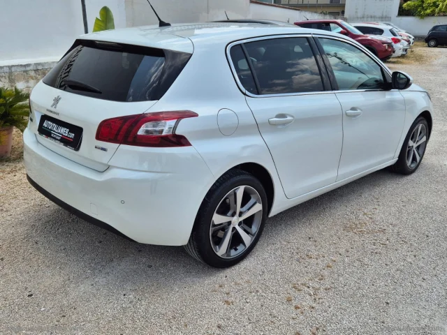 Auto - Peugeot 308 bluehdi 120 s&s business