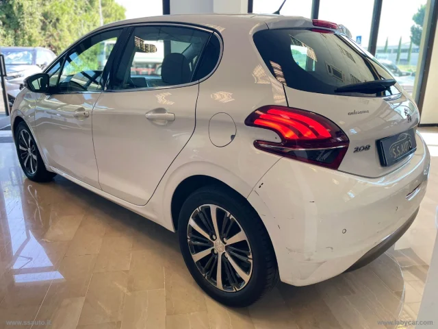 Auto - Peugeot 208 bluehdi 75 5p. allure