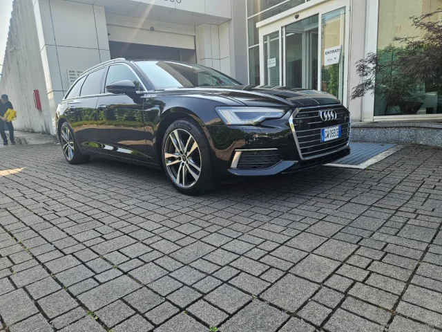 Auto - Audi a6 avant 40 2.0 tdi quattro ultra s tr.