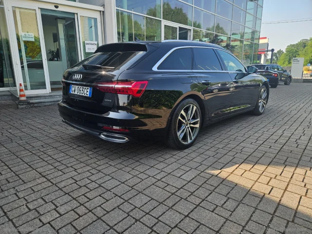 Auto - Audi a6 avant 40 2.0 tdi quattro ultra s tr.