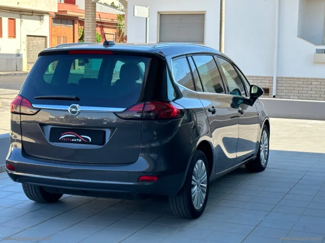 Auto - Opel zafira tourer 1.4 t 140cv gpl cosmo