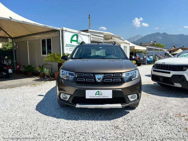 Auto - Dacia sanderostepway1.0tce100 eco-g 15th anniv