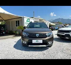 Auto - Dacia sanderostepway1.0tce100 eco-g 15th anniv
