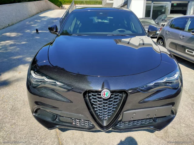 Auto - Alfa romeo stelvio 2.2 t.d. 160cv at8 rwd sprint