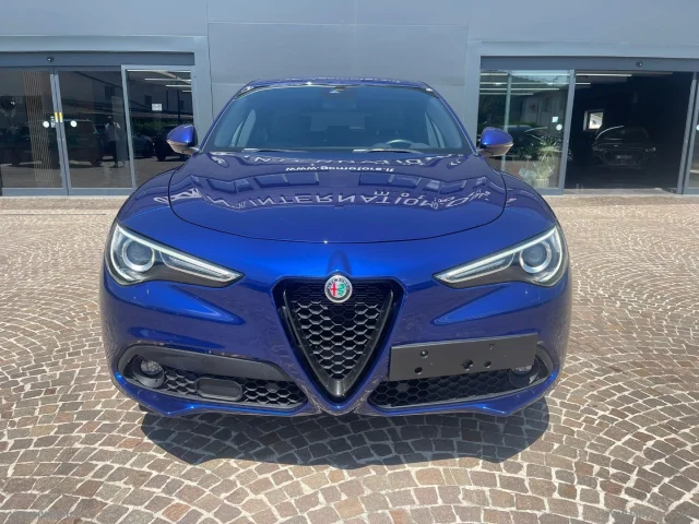 Auto - Alfa romeo stelvio 2.2 t.diesel 190cv at8 q4 sprint