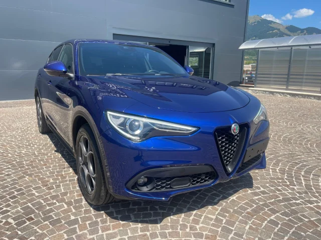 Auto - Alfa romeo stelvio 2.2 t.diesel 190cv at8 q4 sprint