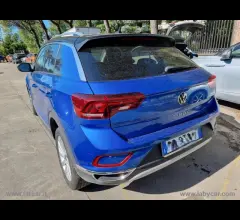 Auto - Volkswagen t-roc 2.0 tdi style bluemotion tech.