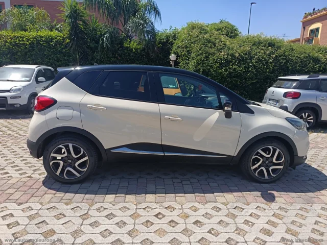 Auto - Renault captur 1.5 dci 8v 90 cv s&s ener. r-link