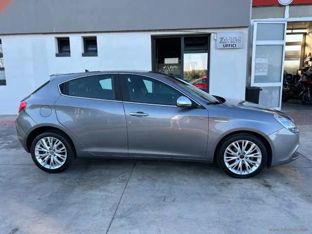 Auto - Alfa romeo giulietta 1.6 jtdm tct 120 cv super