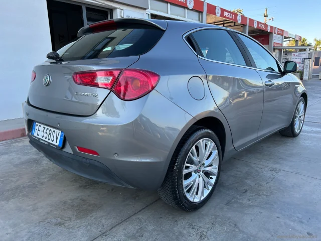 Auto - Alfa romeo giulietta 1.6 jtdm tct 120 cv super