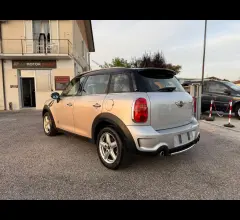 Auto - Mini 2.0 sd cooper countryman all4