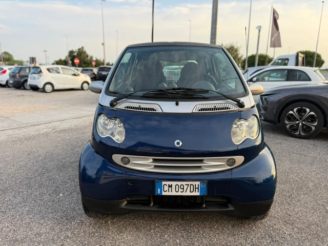 Auto - Smart fortwo 700 coupe passion