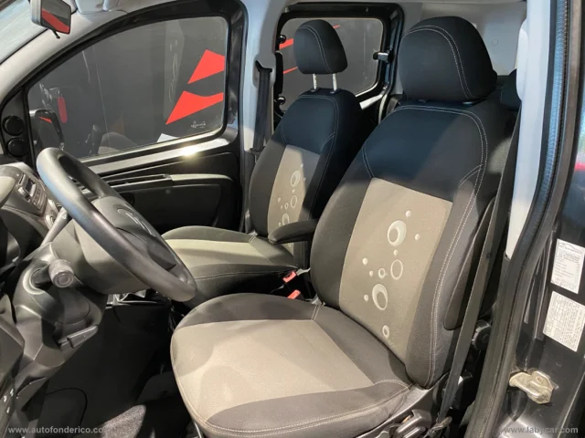 Auto - Citroen nemo multispace 1.3 hdi 75 silver sel.