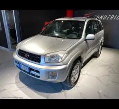 Auto - Toyota rav4 2.0 16v 5p.