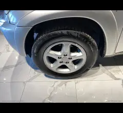 Auto - Toyota rav4 2.0 16v 5p.