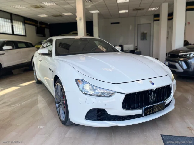 Maserati ghibli v6 diesel 275 cv nerissimo ed.