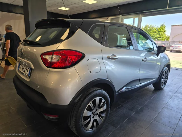Auto - Renault captur dci 8v 110 cv s&s energy iconic