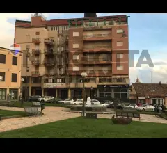 Deposito in vendita a nicolosi centro