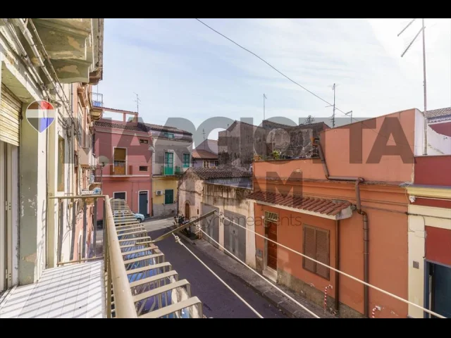 Appartamenti in Vendita - Casa indipendente in vendita a catania cibali