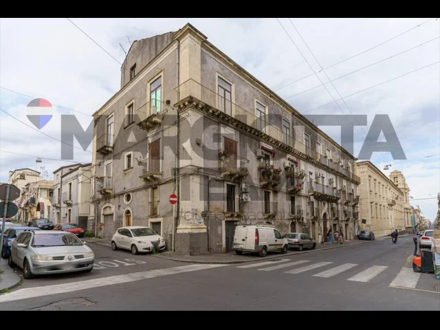 Appartamento in vendita a catania centro storico