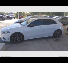 Auto - Mercedes-benz a 180 d automatic premium amg line