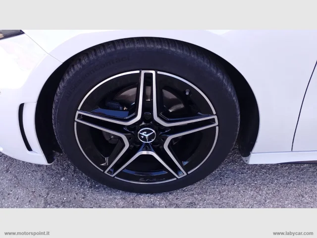 Auto - Mercedes-benz a 180 d automatic premium amg line