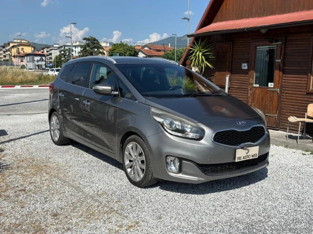 Auto - Kia carens 1.7 crdi 115 cv class