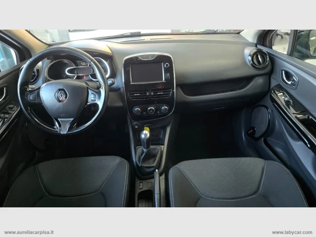 Auto - Renault clio 1.2 75 cv 5p. live