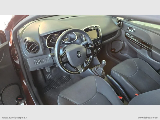 Auto - Renault clio 1.2 75 cv 5p. live