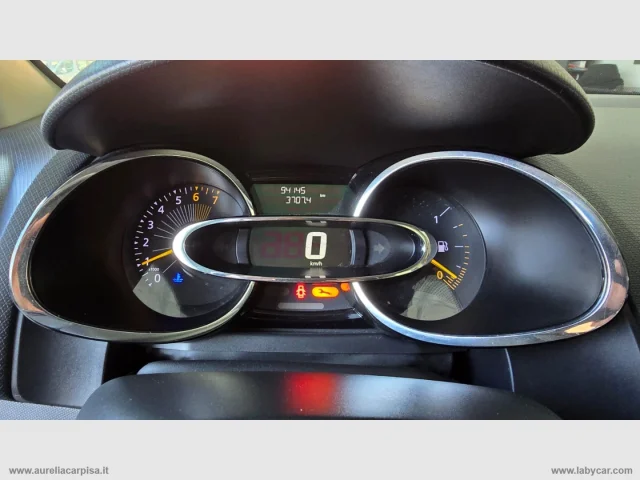 Auto - Renault clio 1.2 75 cv 5p. live