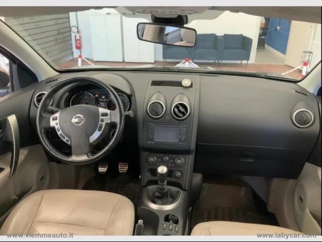Auto - Nissan qashqai+2 2.0 dci dpf tekna