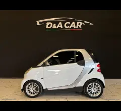 Smart fortwo 1000 52 kw mhd coupé pure