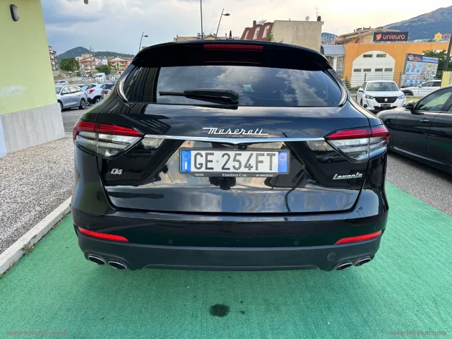 Auto - Maserati levante v6 diesel awd gransport